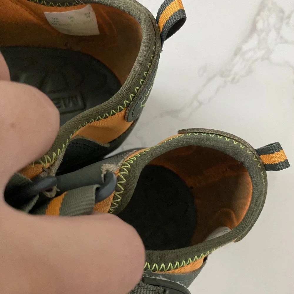 Merrell Hiking Sandals Kids Sz 4W Grey Orange‎ Outdoor Camping